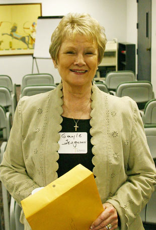 Gayle Ferguson prepares to speak on Faith Alive 2005